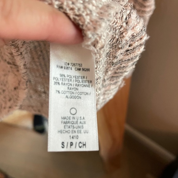 Splendid Loose Knit V neck Dolman Sweater - Picture 5 of 5